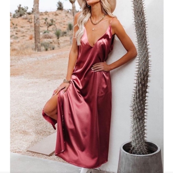 Blue silky dress - Picture 5 of 6